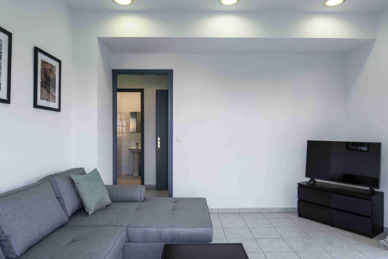 Phaedrus Living: Heraklion City View Flat Exterior photo